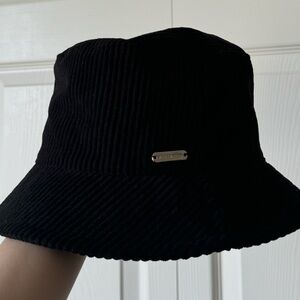 Steve Madden corduroy hat